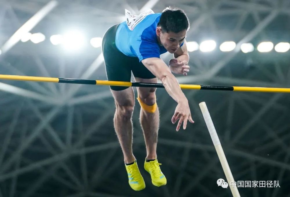 巴西田径名将发挥出色,登顶颁奖台 巴西田径名将发挥出色,登顶颁奖台