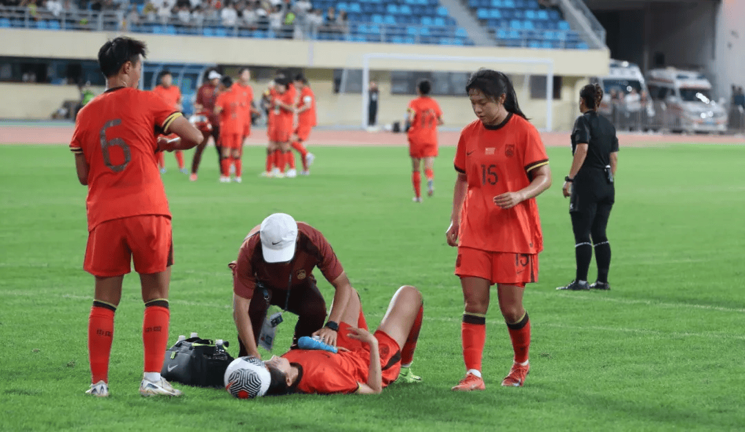 女足比赛精彩赛况披露,各队奋勇拼搏的简单介绍 女足比赛精彩赛况披露,各队奋勇拼搏的简单介绍