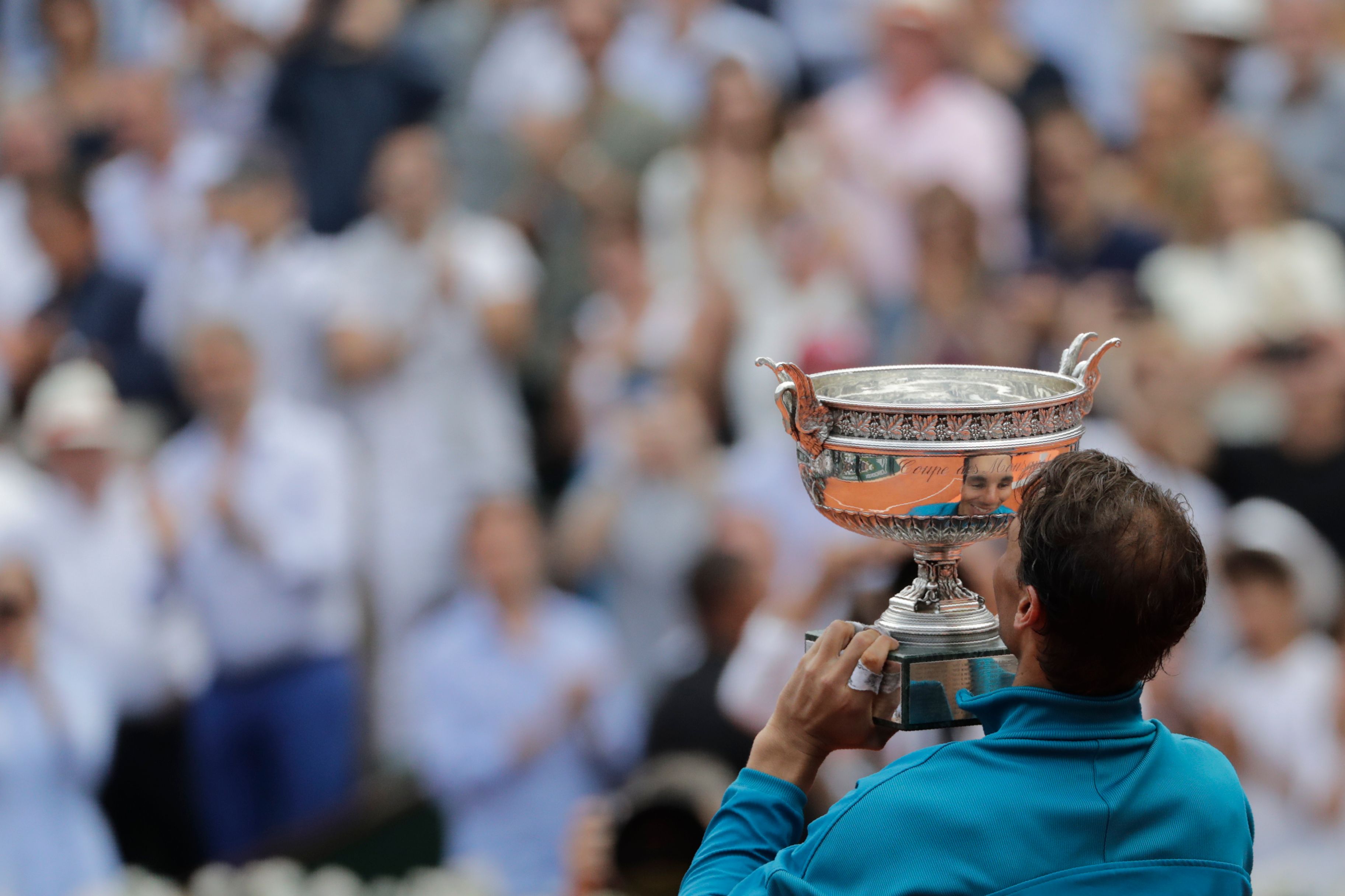 年终总决赛轻取法网，纳达尔刷新纪录的简单介绍