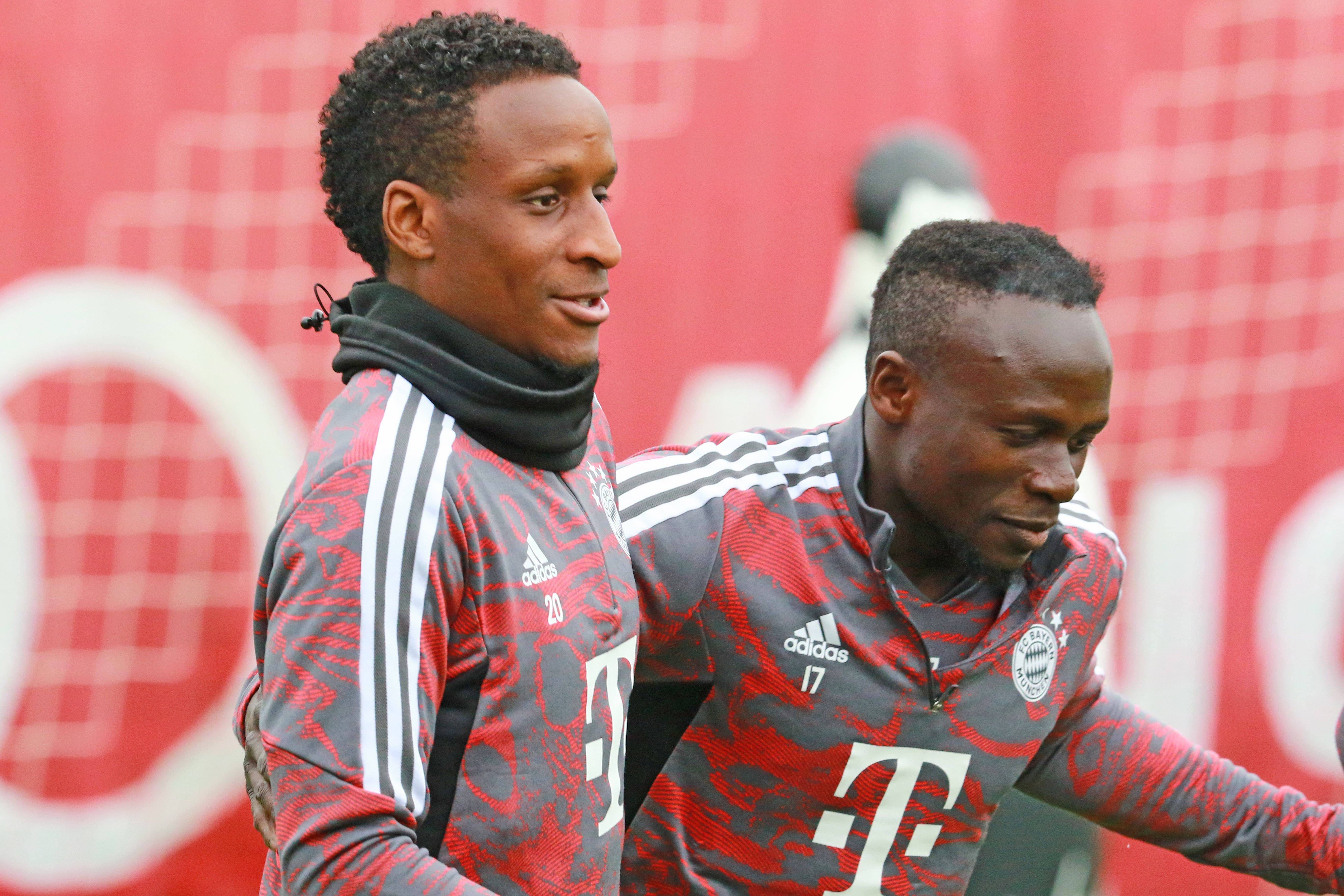 塞内加尔险胜挪威，莱万带队取胜