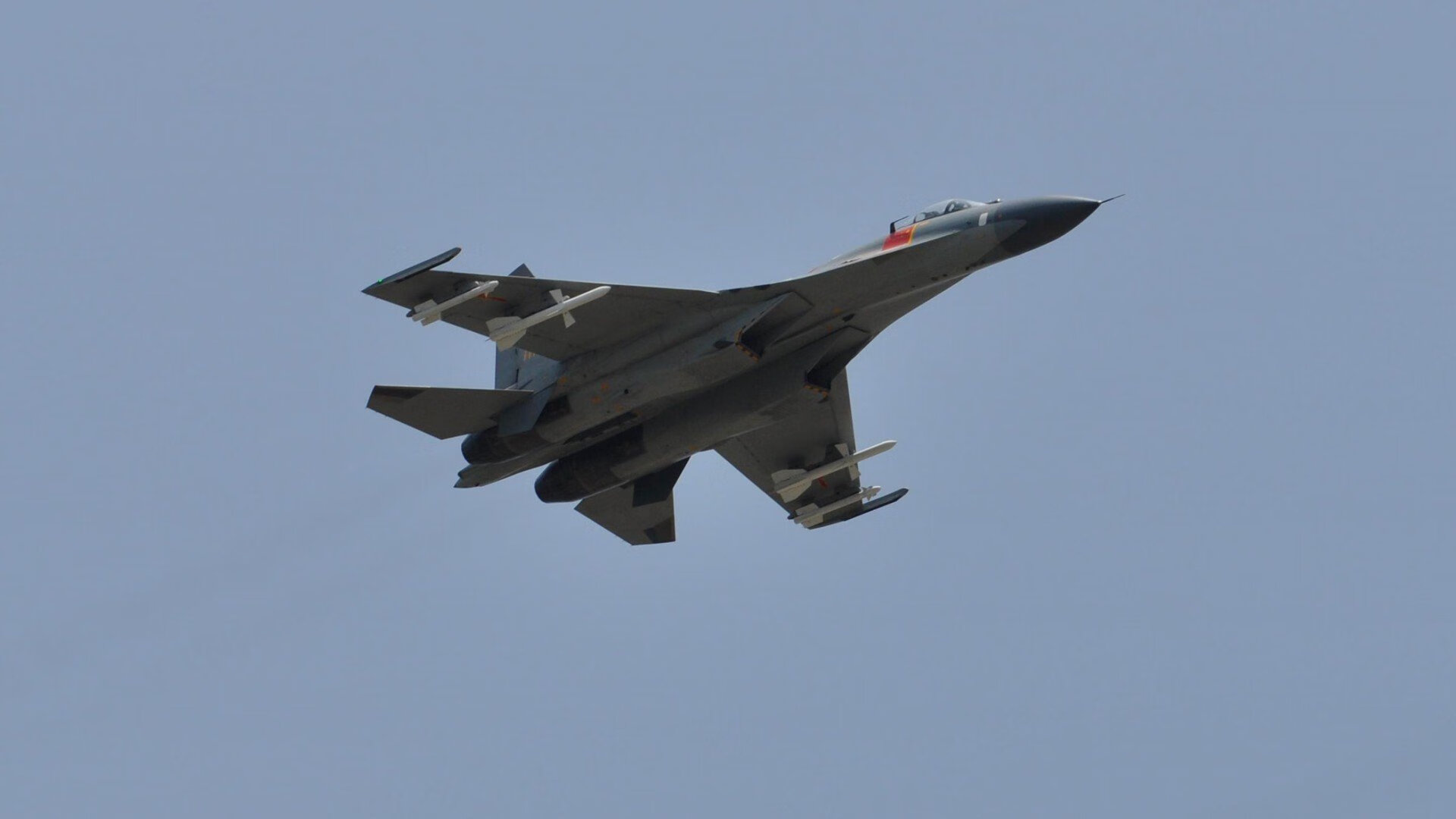 几内亚体育双星闪耀，足球队力克巴萨，孔德东决关键战主宰赛场