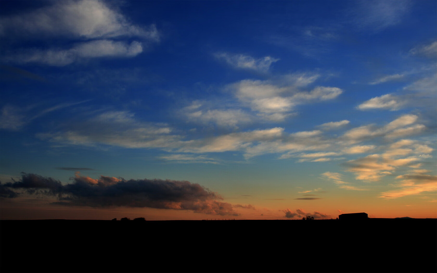开云体育登录-火线双生，从安菲尔德到甲骨文，卡拉斯科的篮球基因