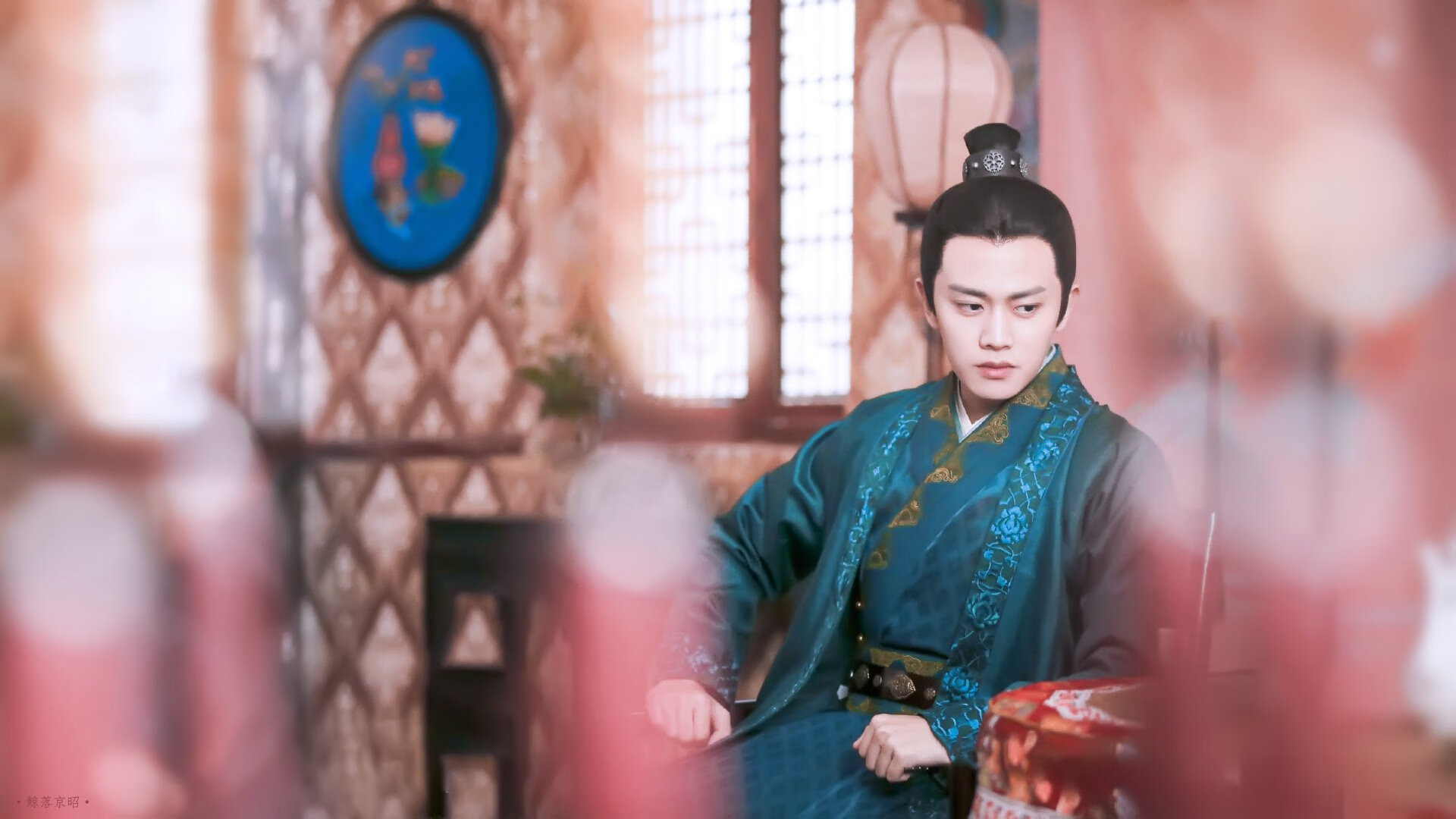 开云体育APP下载-跨越赛场,灰熊团队胜利与爱德华兹个人主宰的篮球哲学