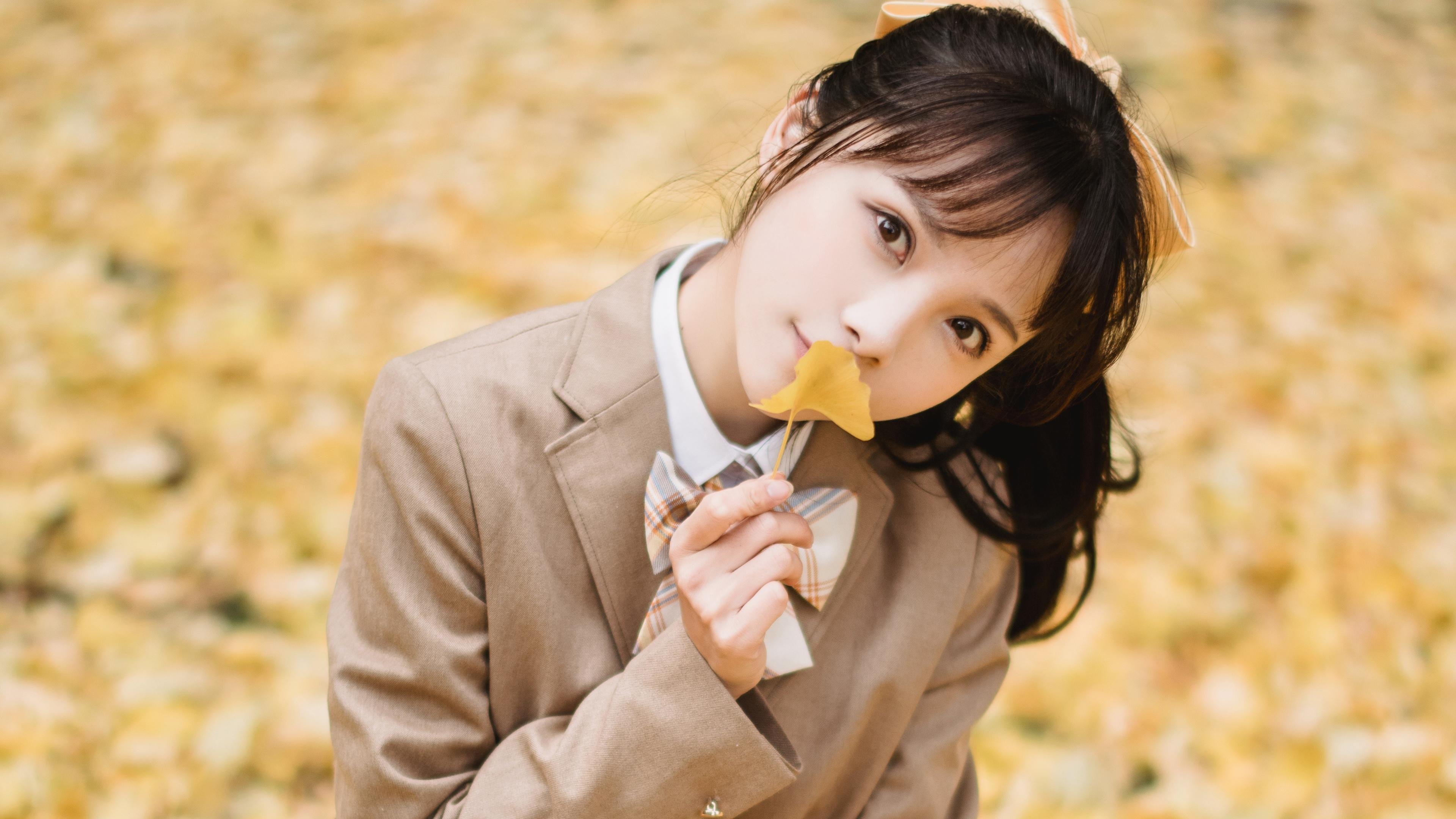 开云体育在线-寂静深红之夜,霍勒迪在排名悬崖边的自我救赎