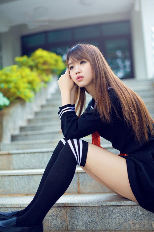 开云体育官网-格纳布里关键先生闪耀，荷兰节奏完美掌控曼联对决